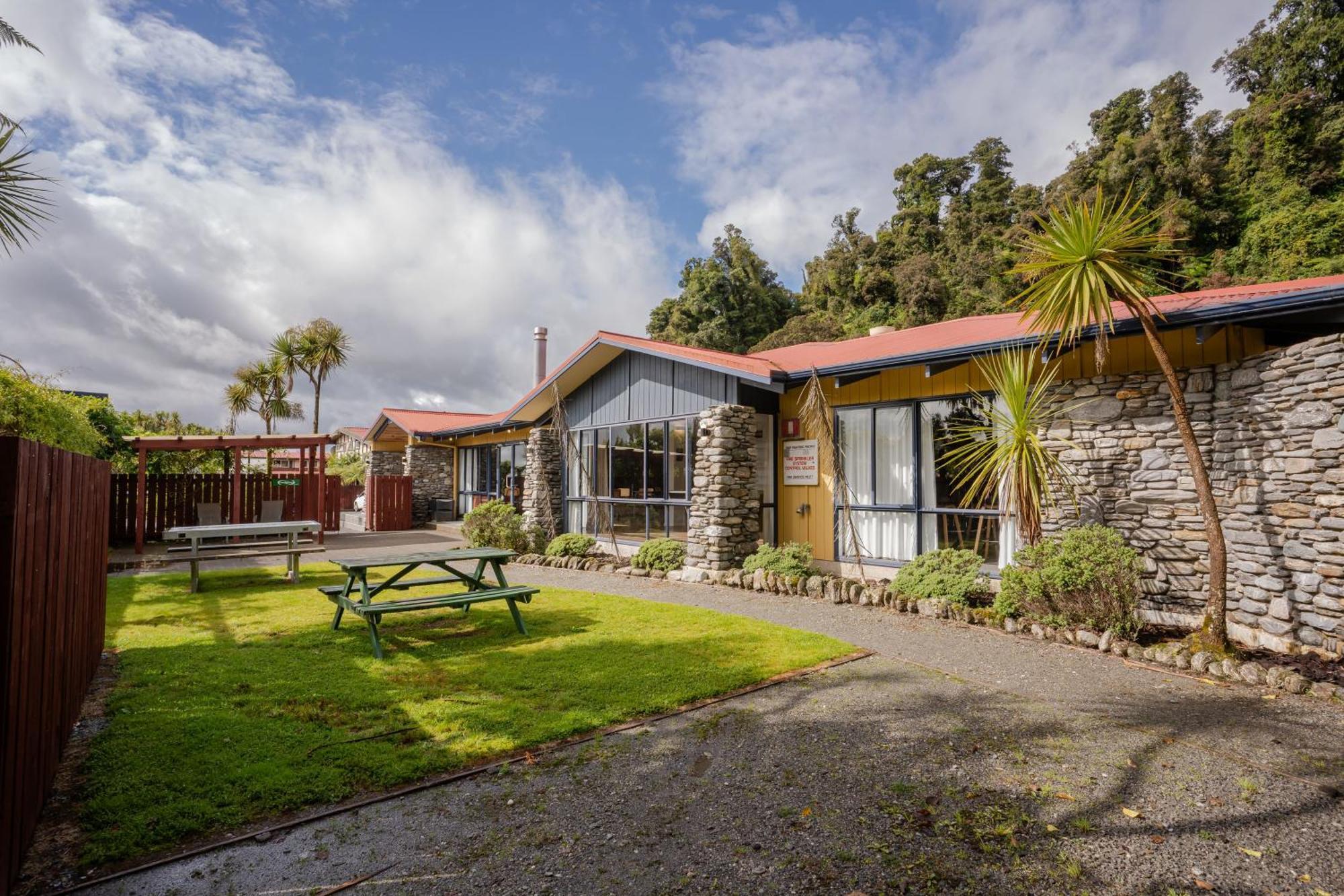 Hostel Haka House Franz Josef Exteriér fotografie